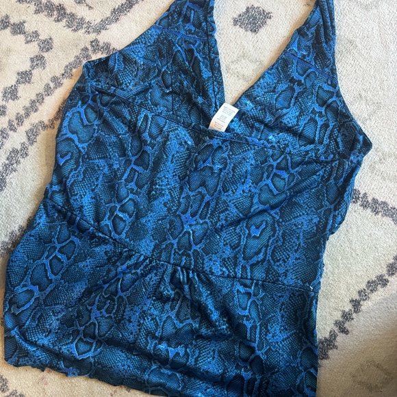 Vintage y2k 90s halter blue snake top *read descriptions *accepting offers - Picture 3 of 4